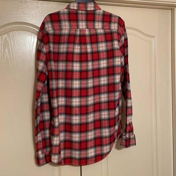 Gap men’s flannel long sleeve button up shirt M Medium Red plaid - Picture 3 of 6